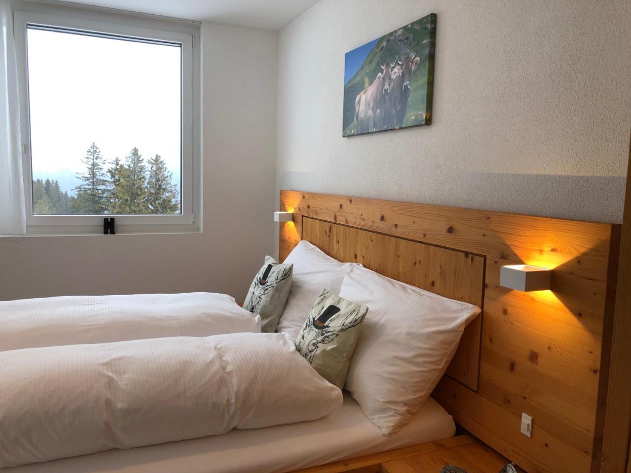 Berghaus Malbun Hotel บูคส์ ภายนอก รูปภาพ